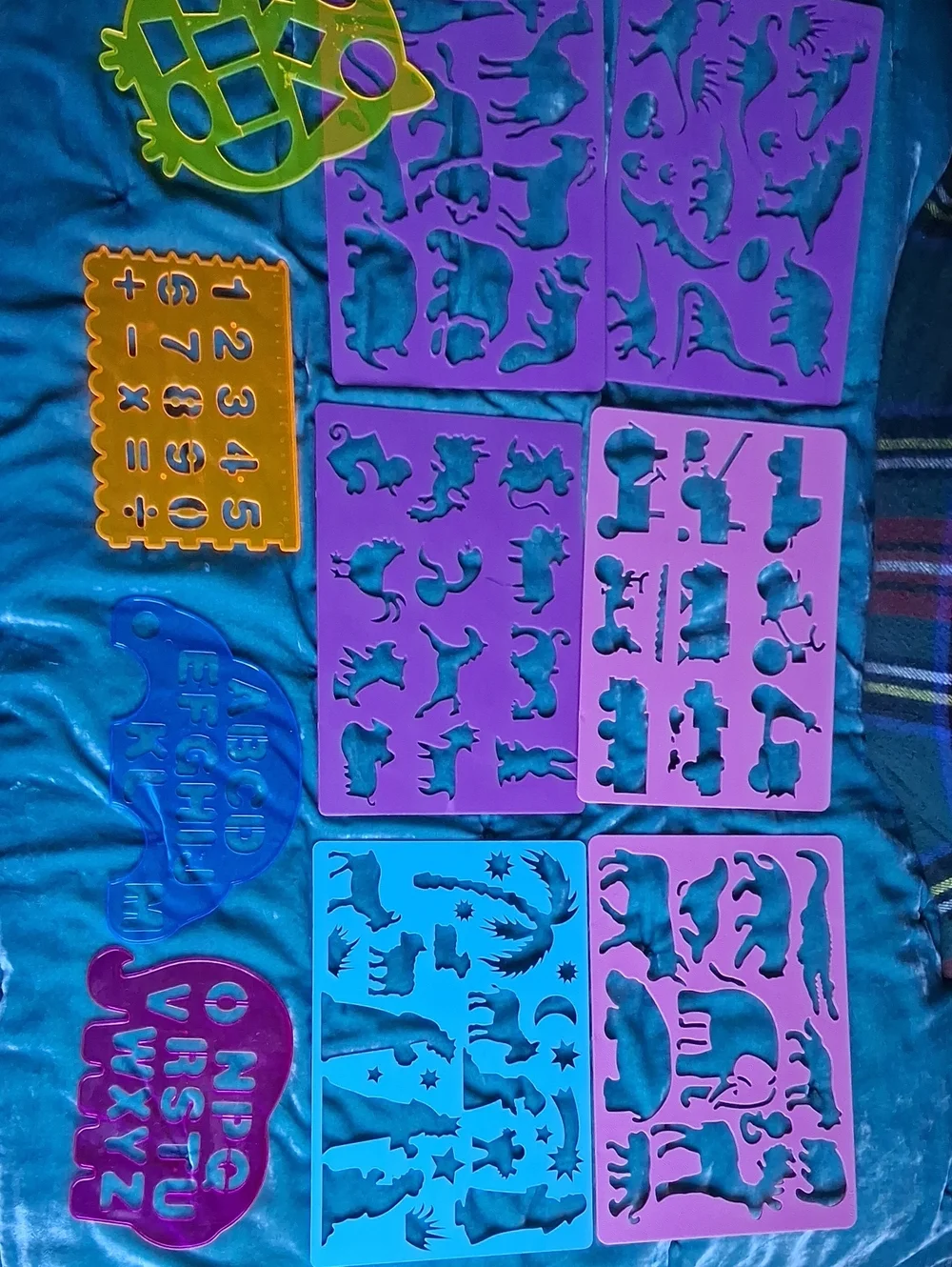 Art Stencils In Carrying Case